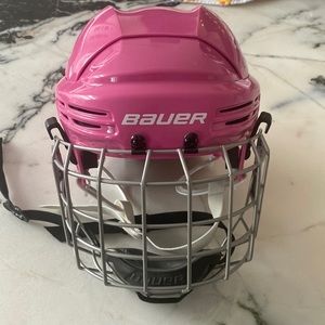 Bauer helmet pink